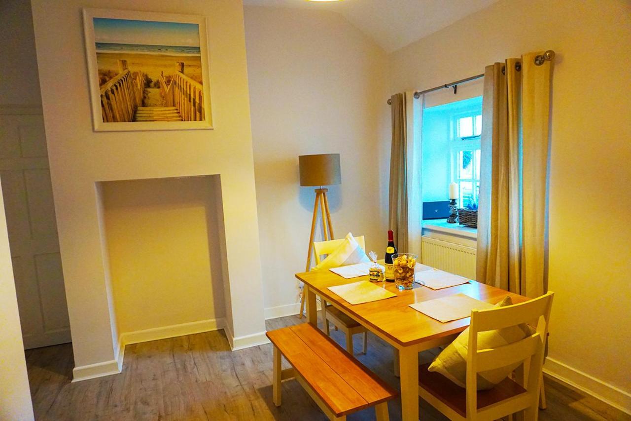 Staycation At Pine Cottage, A Newly Refurbished Holiday Cottage Goodwick المظهر الخارجي الصورة